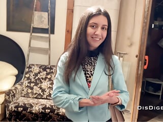 Picked Up A Modest Girl In The Theater And Divorced For Sex In An Art Gallery free video