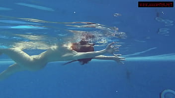 Enjoy Lina Mercury And Mia Ferrari Swim Naked free video