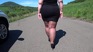 Mature Bbw In Nylon Pantyhose And High Heels Walks Down The Public Road Foot Fetish Big Booty Asmr free video