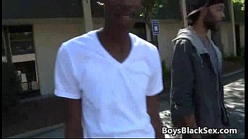 Muscular Black Dude Fuck White Gay Boy Hard - Blacks On Boys 08 free video