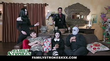 Audrey Noirkate Bloom Addams Step Parody free video