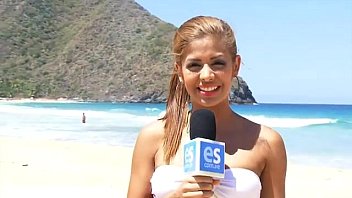 Oriana Fernandez, Deisy Gamboa Y Otras Bellezas En La Playa ' Vecinabella.com free video