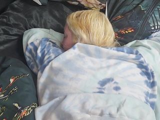 Blonde Milf Fingered And Fucked From Behind P 2 Of 2 - Mama_Foxx94 free video