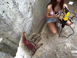 How To Take A Selfie At A Construction Site Without Catching The Foreman's Dick In Your Mouth🧏🏻‍♀️ free video